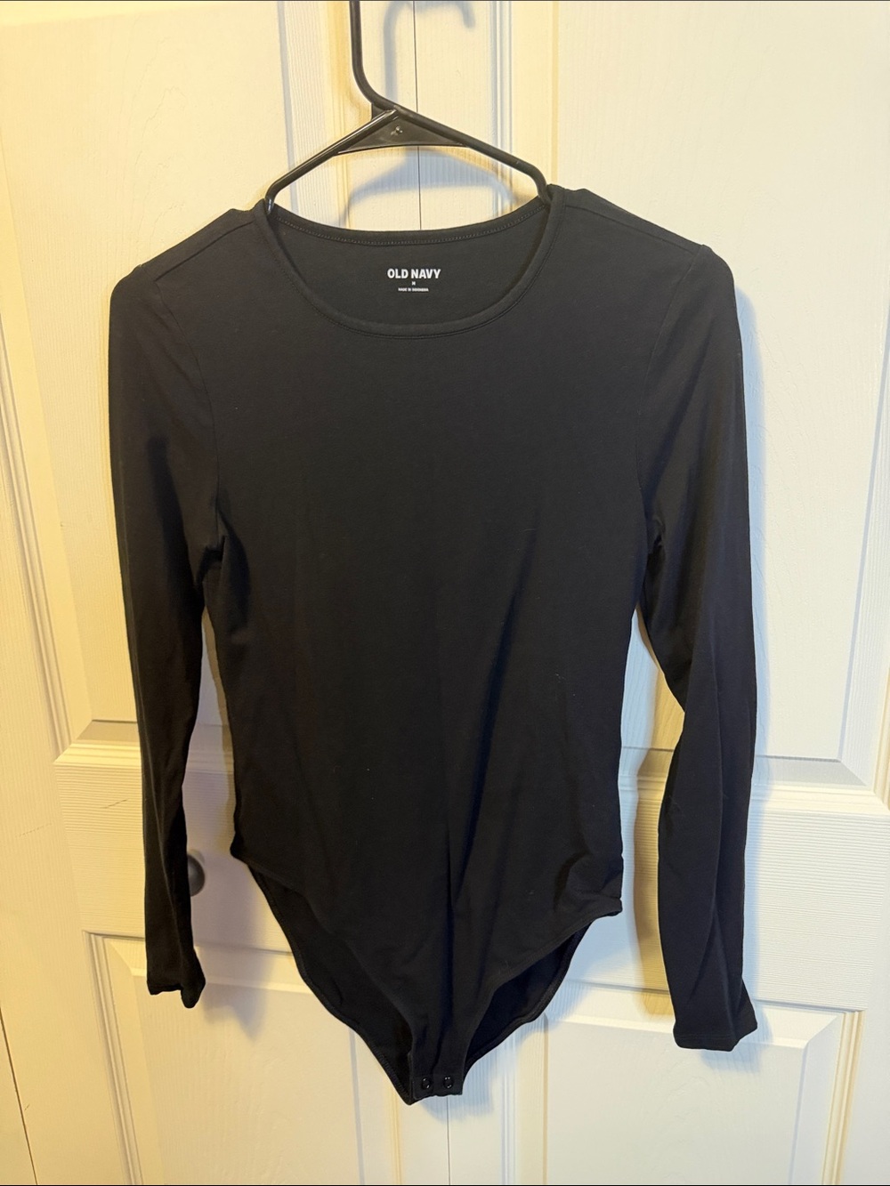 Old Navy Black Long Sleeve Crewneck Bodysuit
